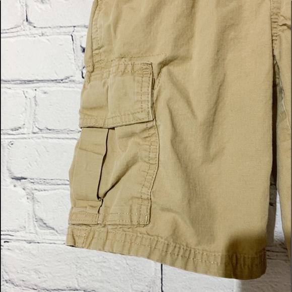 Place Boys Tan Cargo Shorts sz 7 - Picture 4 of 5